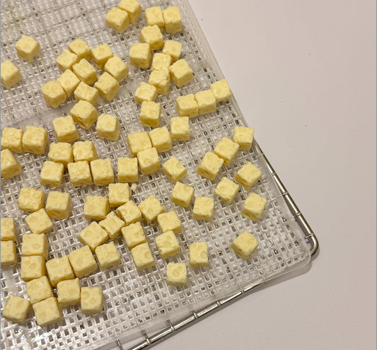 Cheesy Cubes